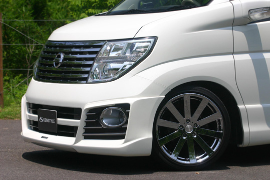 E51エルグランド後期ハイウェイスター用エアロパーツ E51エルグランド後期ハイウェイスター用エアロパーツ