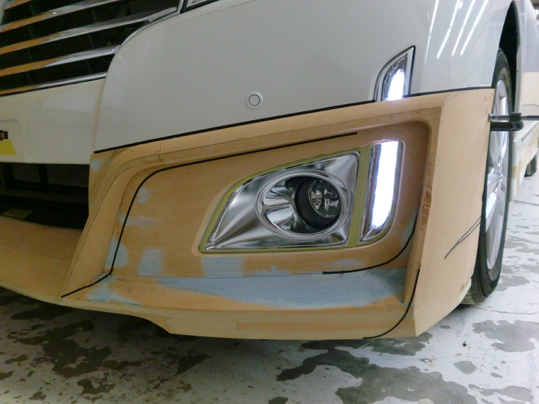 ケンスタイルE52エルグランドハイウェイスター用エアロパーツ ケンスタイルE52エルグランドハイウェイスター用エアロパーツ