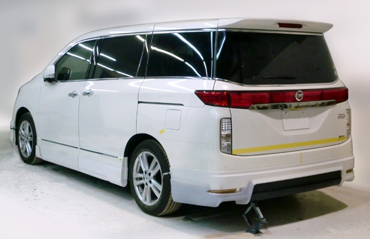 ケンスタイルE52エルグランドハイウェイスター用エアロパーツ ケンスタイルE52エルグランドハイウェイスター用エアロパーツ