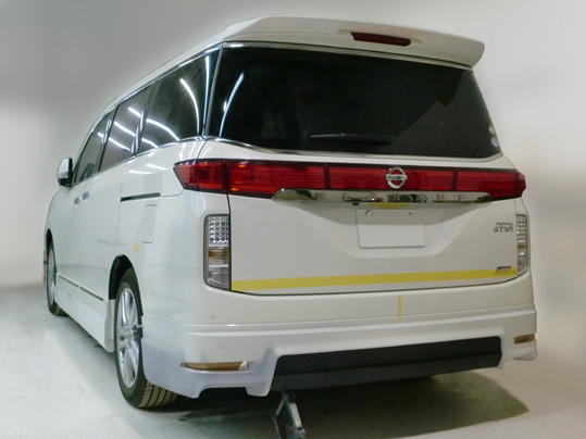 ケンスタイルE52エルグランドハイウェイスター用エアロパーツ ケンスタイルE52エルグランドハイウェイスター用エアロパーツ