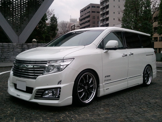 ケンスタイル新型エルグランドE52ハイウェイスター用エアロパーツ ケンスタイル新型エルグランドE52ハイウェイスター用エアロパーツ