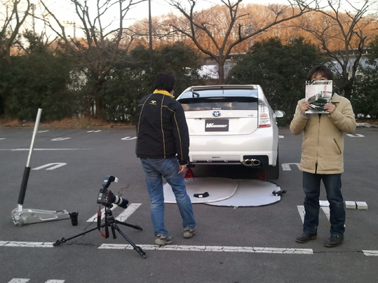 ワゴニストの取材を受けるケンスタイルZVW30プリウス ワゴニストの取材を受けるケンスタイルZVW30プリウス