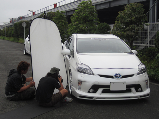 ケンスタイルZVW30プリウス後期エアロパーツデモカー ケンスタイルZVW30プリウス後期エアロパーツデモカー