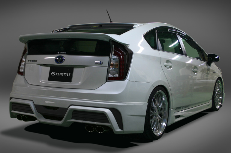 KENSTYLE NEXT プリウスG's用エアロパーツ KENSTYLE NEXT プリウスG's用エアロパーツ
