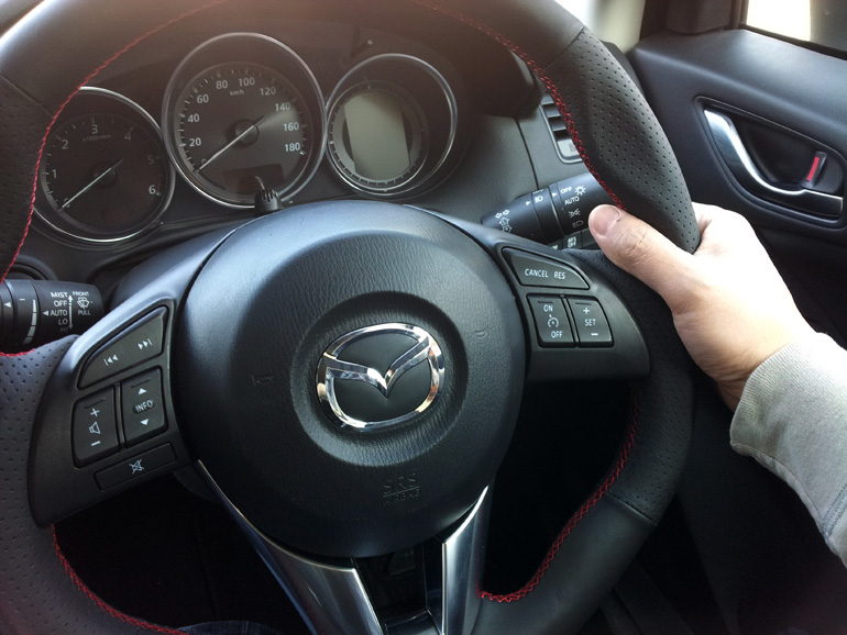 CX-5用ケンスタイルオリジナルステアリング CX-5用ケンスタイルオリジナルステアリング