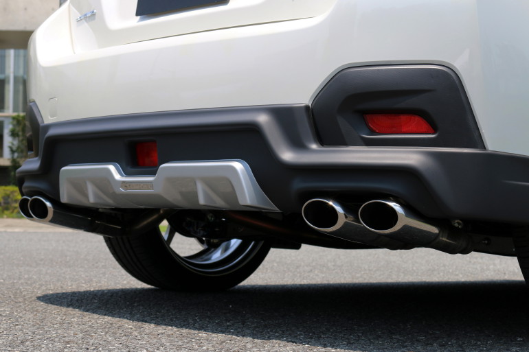 ケンスタイルスバルXV 4本出しマフラー ケンスタイルスバルXV 4本出しマフラー