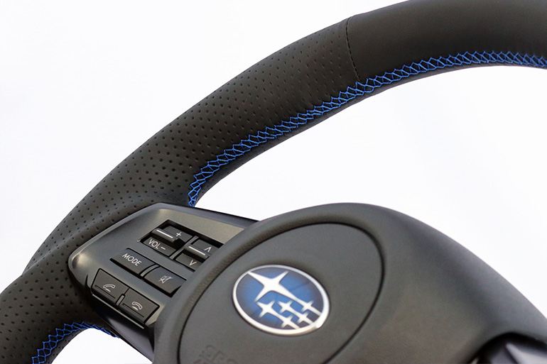 ケンスタイルレヴォーグ / WRX S4 / WRX STI用ステアリング ケンスタイルレヴォーグ / WRX S4 / WRX STI用ステアリング