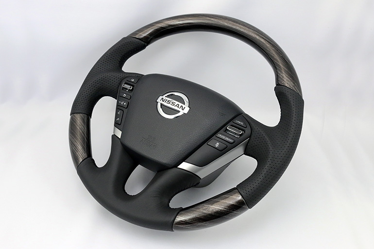 ケンスタイル後期型E52エルグランド用オリジナルステアリングブラックメープル ケンスタイル後期型E52エルグランド用オリジナルステアリングブラックメープル