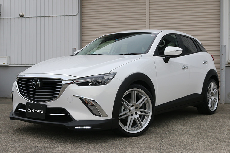 ケンスタイルCX-3エアロパーツデモカー ケンスタイルCX-3エアロパーツデモカー