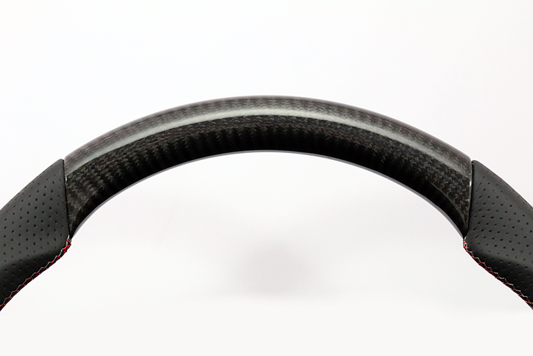 ケンスタイルマツダ・NDロードスター用カーボン/レザーコンビステアリング ケンスタイルマツダ・NDロードスター用カーボン/レザーコンビステアリング
