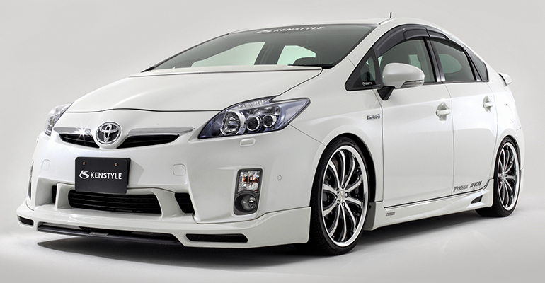 ケンスタイル|ZVW30プリウス前期用ハーフタイプエアロパーツ ケンスタイル|ZVW30プリウス前期用ハーフタイプエアロパーツ