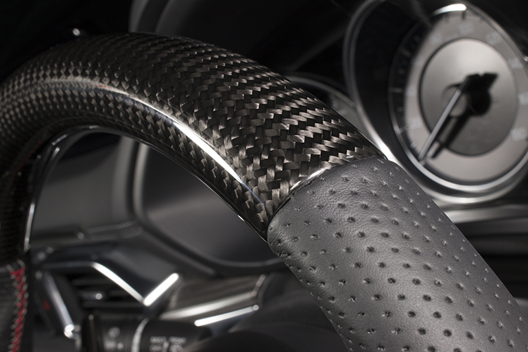 CX-5/CX-3/アクセラ/デミオ用ケンスタイルカーボン/レザーコンビステアリング CX-5/CX-3/アクセラ/デミオ用ケンスタイルカーボン/レザーコンビステアリング