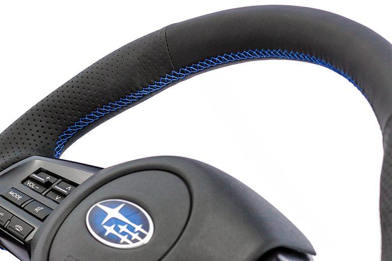 ケンスタイルレヴォーグ/WRX用ステアリング ケンスタイルレヴォーグ/WRX用ステアリング