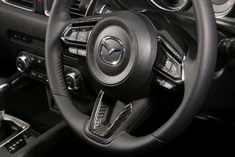 ケンスタイルのCX-8/CX-5/CX-3/アクセラ/デミオ用M02ドライカーボンパネル ケンスタイルのCX-8/CX-5/CX-3/アクセラ/デミオ用M02ドライカーボンパネル