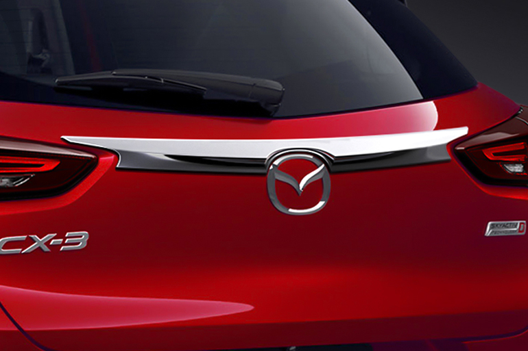 マツダCX-3用ケンスタイルメッキパーツ マツダCX-3用ケンスタイルメッキパーツ