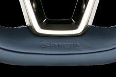 KENSTYLE オリジナルステアリングの特長2